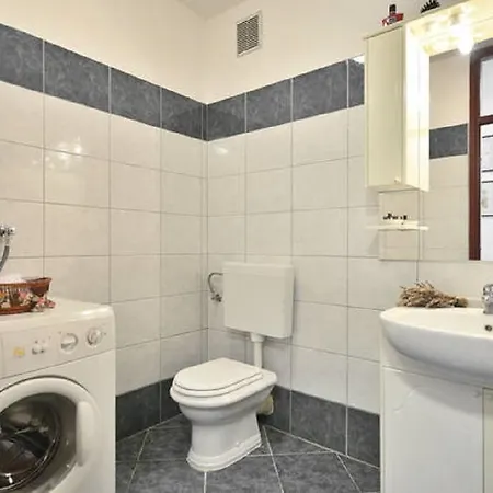 Apartment Doverska